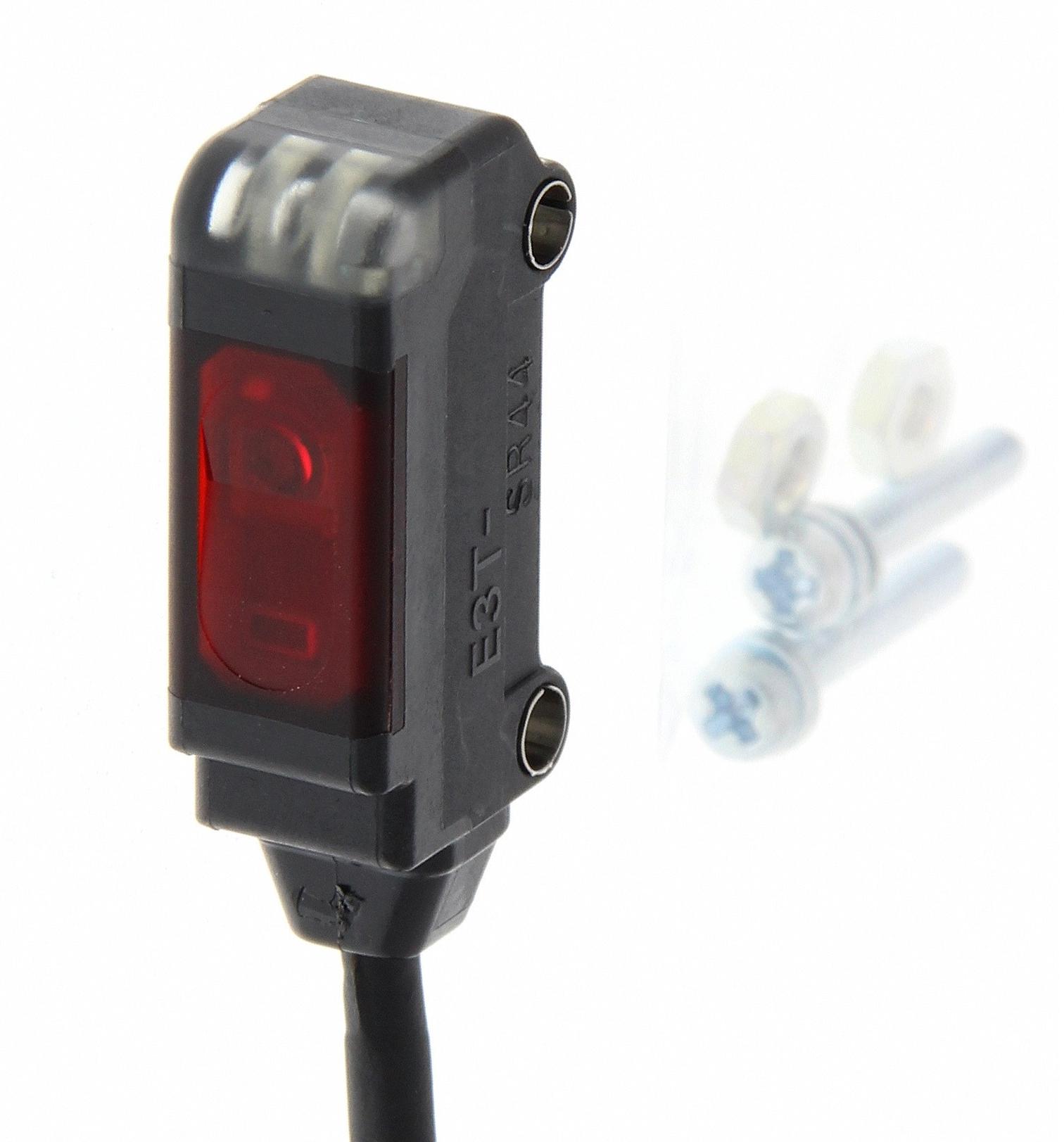 E3T-SR44-C 2M PHOTOELECTRIC SENSOR, PNP, 200MM OMRON