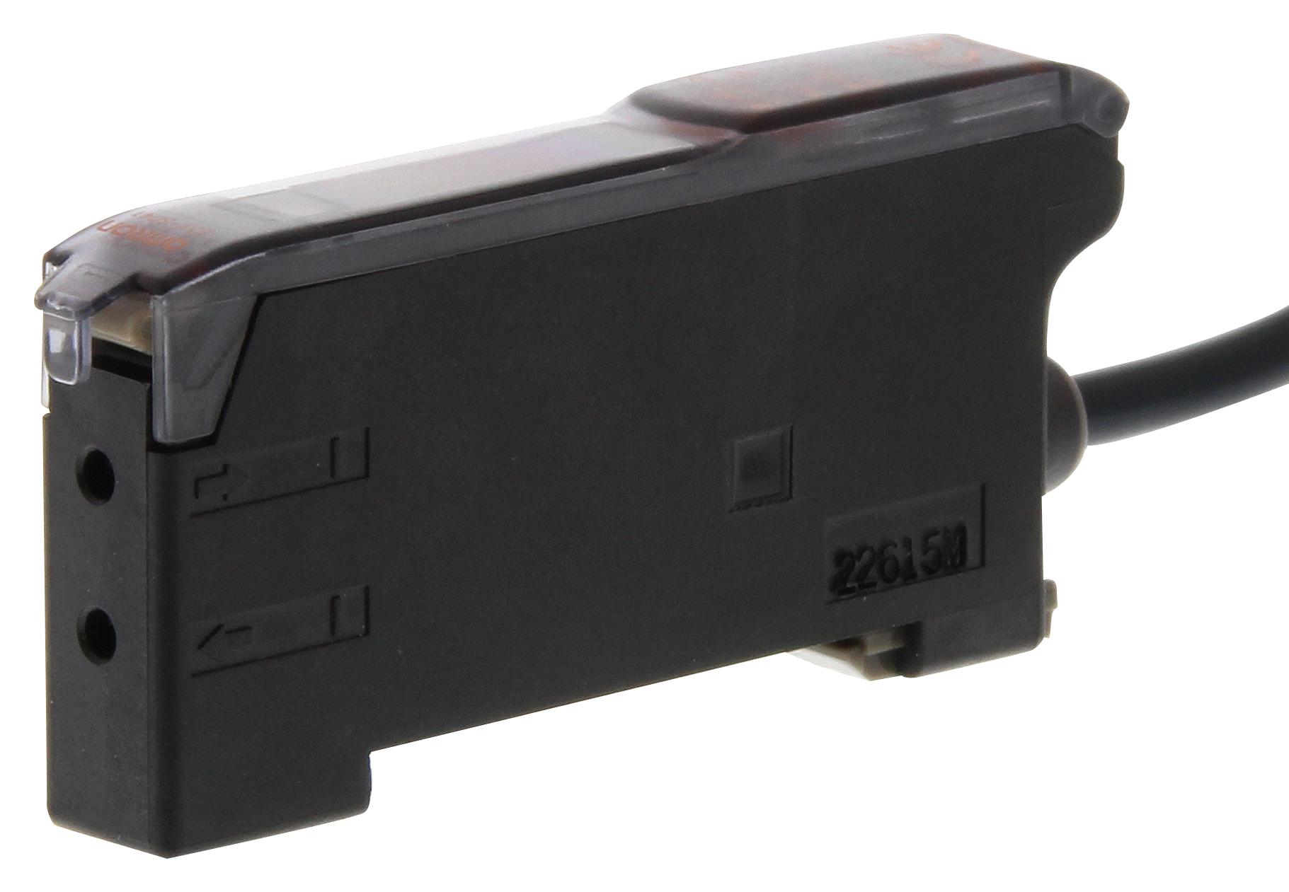 E3X-SD51 2M OMS FIBRE AMPLIFIER UNIT, DIGITAL, PNP O/P OMRON