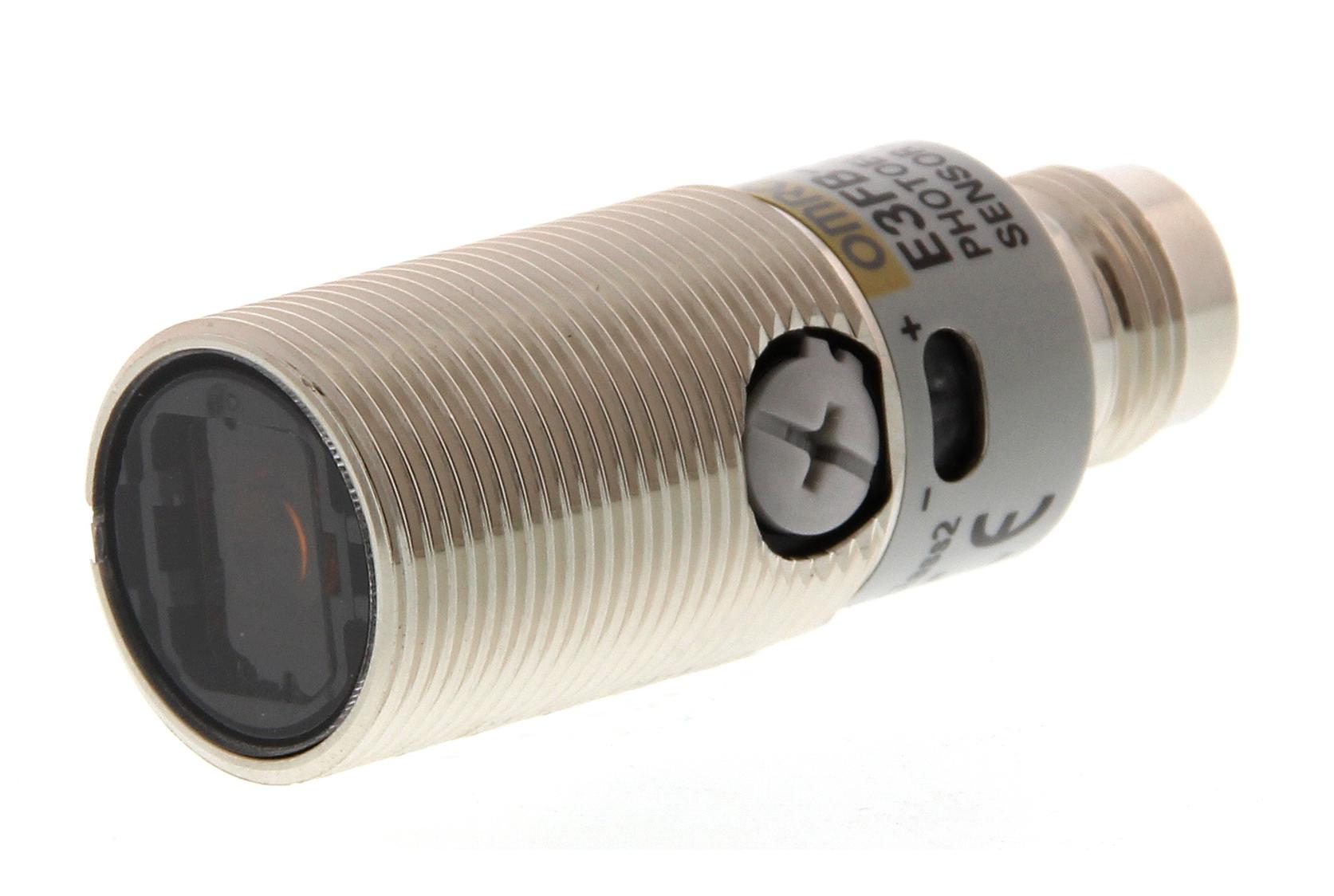 E3FB-BP21 PHOTOELECTRIC SENSOR, PNP, 500MM OMRON