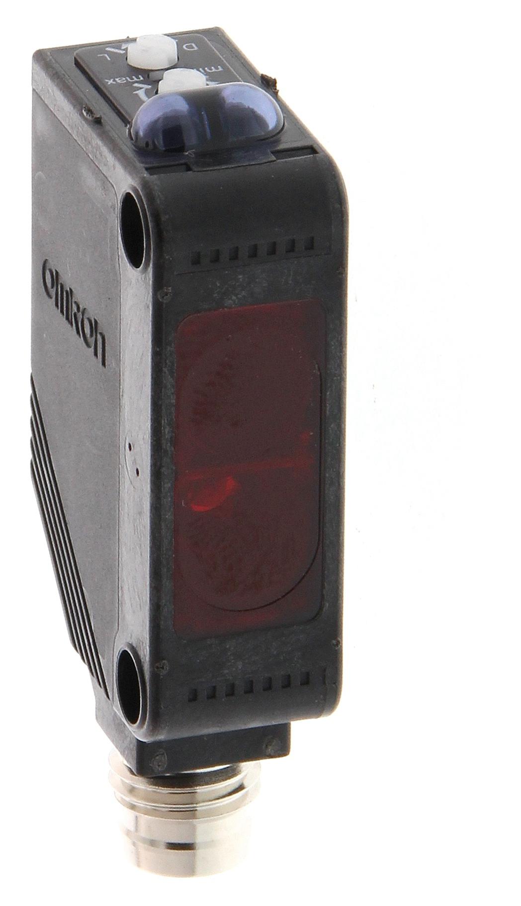 E3Z-D66 PHOTOELECTRIC SENSOR, NPN, 0.1A, 100MM OMRON