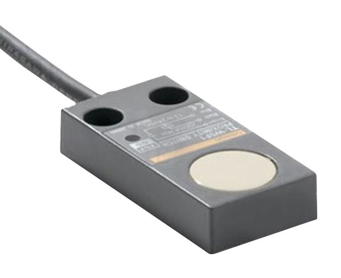 TL-W5F2 INDUCTIVE PROX SENSOR, 5MM, PNP/1NC OMRON
