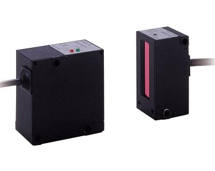 OMRON Laser ZX-GT28S41 LASER SENSOR, PNP, 500MM, 24VDC OMRON 3441170 ZX-GT28S41